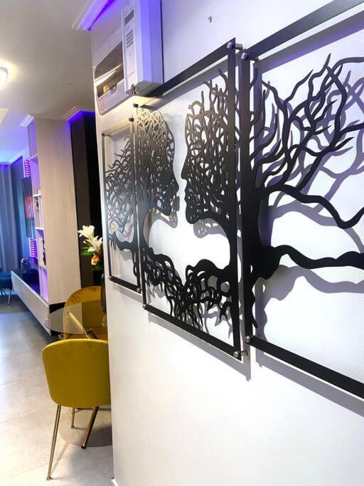 Luxury Centre- Walk To Cticc Appartement